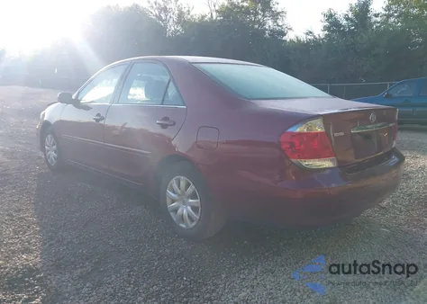 2005 Toyota Camry Le from USA, damaged, VIN 4T1BE30KX5U381932